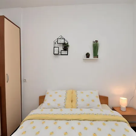 Petra Apartment