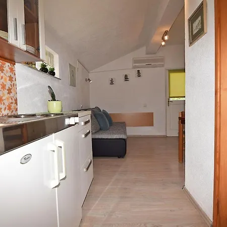 Petra Apartment *